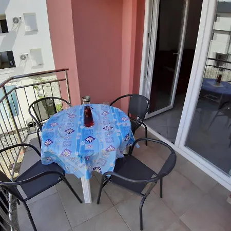 Apartment Mihael Malinska
