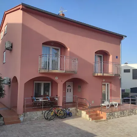 Mihael Apartment Malinska