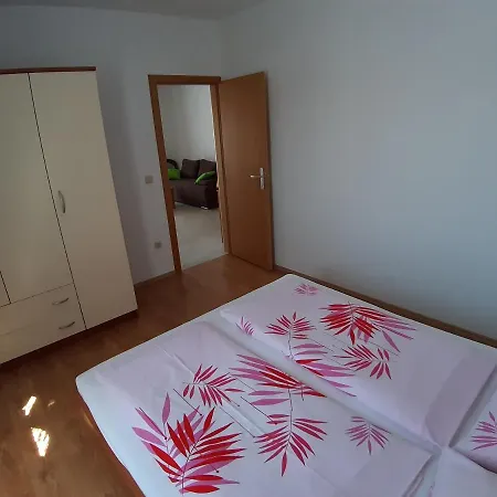 Mihael Appartement Malinska